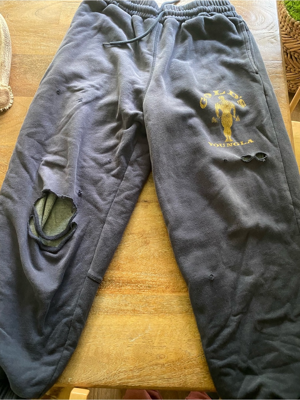 Youngla golds gym joggers - Picture 2 of 4